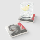 Rote Punkte Marilyn Steinuntersetzer (Seitenansicht)