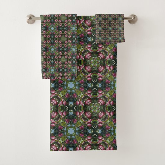 Rote reife Äpfel auf Baumkaleidoskop Badhandtuch Set (Insitu)