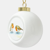 Rote Robins im Winter Keramik Kugel-Ornament (Rechts)