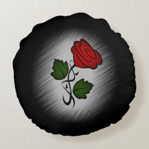 rote Rose auf Schwarz Rundes Kissen