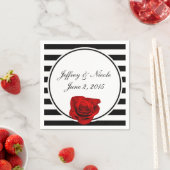Rote Rose auf Schwarz-Weiß-Streifen Hochzeit Serviette (Beispiel)