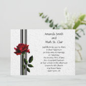 Rote Rose Black Stripes Einladung Hochzeit (Stehend Vorderseite)