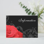 Rote Rose Blüht Hochzeitsinformationen Begleitkarte (Stehend Vorderseite)