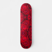 Rote Rose blüht mit Abtropfen - Fotografie Skateboard (Vorne)