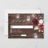 Rote Rose Blume Rustic Wood Wedding RSVP Card Karte (Vorderseite)