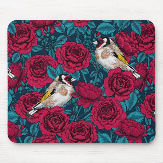 Rote Rose Blume und Goldflossenvögel Mousepad (Vorne)