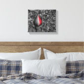Rote Rose Bud Leinwand (Insitu (Schlafzimmer))