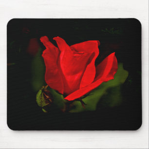 Rote Rose - dunkle Leidenschaft Mousepad