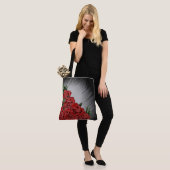 Rote Rose Elegance Tasche (Am Model)