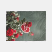 Rote Rose Fleece Blanket, klein (Vorderseite (Horizontal))