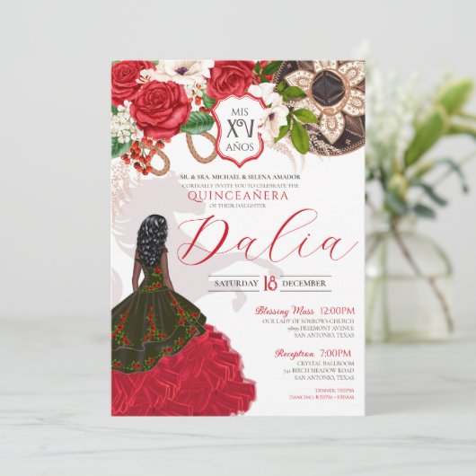 Rote Rose Floral Wappen Western Cowboy Charro Quin Einladung (Stehend Vorderseite)