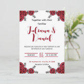 Rote Rose Floral Wedding Theme Einladung (Stehend Vorderseite)