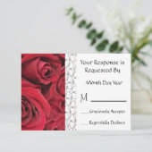 Rote Rose florale RSVP-Karte RSVP Karte (Stehend Vorderseite)
