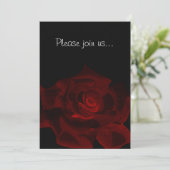 Rote Rose Glow Gothic Bridal Dusche Einladung (Stehend Vorderseite)