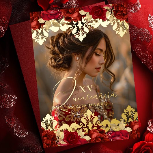 Rote Rose Gold Damask Floral Foto Quinceanera Folieneinladung
