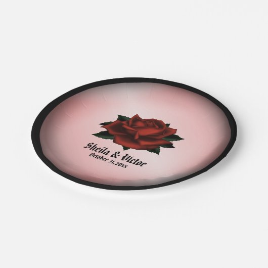 Rote Rose Gothic Wedding Personal Pappteller (Schrägansicht)