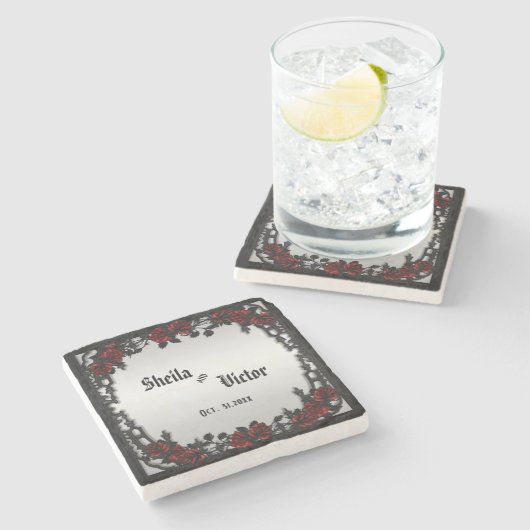 Rote Rose Gothic Wedding Personalisiert Iron Gate Steinuntersetzer (Seitenansicht)