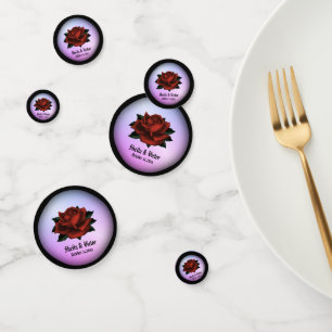 Rote Rose Gotische Hochzeitnamen und Datum Lila Konfetti