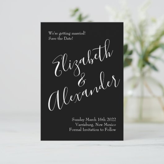 Rote Rose Hochzeit Einladung (Stehend Vorderseite)