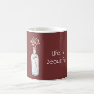 Rote Rose in Flasche Kaffeetasse