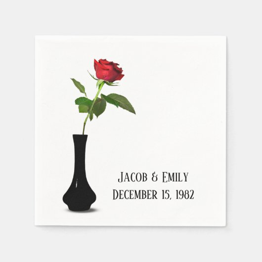 Rote Rose in schwarzem Vase Serviette (Vorderseite)