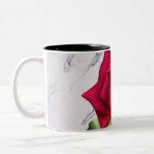 Rote Rose Marble Moderne Glam Blumenkolonie Blume Zweifarbige Tasse (Links)