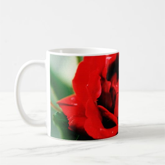 Rote Rose mit Taubenfallen Kaffeetasse (Links)