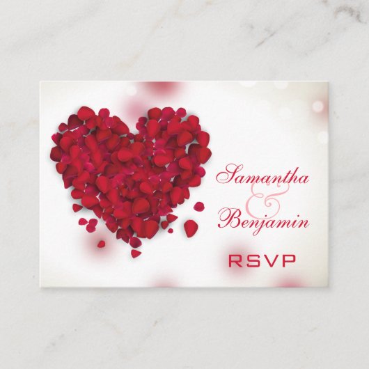 Rote Rose Petals Liebe Heart Wedding RSVP Begleitkarte (Vorderseite)
