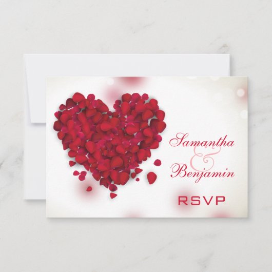 Rote Rose Petals Liebe Heart Wedding RSVP Karte (Vorderseite)