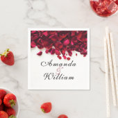 Rote Rose Petals Personalisiert Hochzeit Serviette (Beispiel)