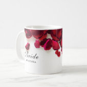 Rote Rose Petals Wedding Bride Kaffeetasse (Vorderseite Links)