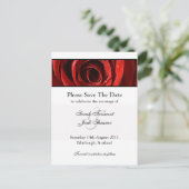 Rote Rose Save the Date Postkarte (Stehend Vorderseite)
