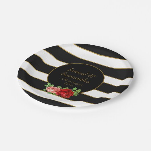 Rote Rose, Schwarz, Weiß und Goldstreifen - Pappteller (Schrägansicht)