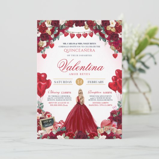 Rote Rose Sweet 15 Valentines Quinceanera Einladung (Stehend Vorderseite)