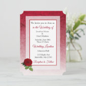 Rote Rose Themed Wedites Einladung (Stehend Vorderseite)