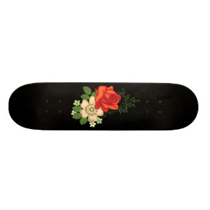 Rote Rose und Gänseblümchen vor schwarzem Hintergr Skateboard