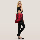 Rote Rose Valentine: Dunkle Romantik Tasche (Am Model)