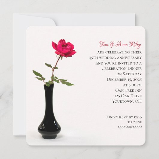 rote Rose von Singles zum Jubiläum der schwarzen V Einladung (Vorderseite)