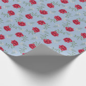Rote Rosen auf Light Blue Oversized Calico Geschenkpapier (Ecke)