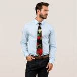 Rote Rosen auf Schwarz. Krawatte<br><div class="desc">Romantische Krawatte, mit einer Rote Rose Design auf einem schlichten schwarzen Hintergrund. Ideal für feierliche Anlässe wie Hochzeiten.</div>