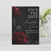Rote Rosen auf schwarzer, melancholischer, florale Save The Date (Stehend Vorderseite)