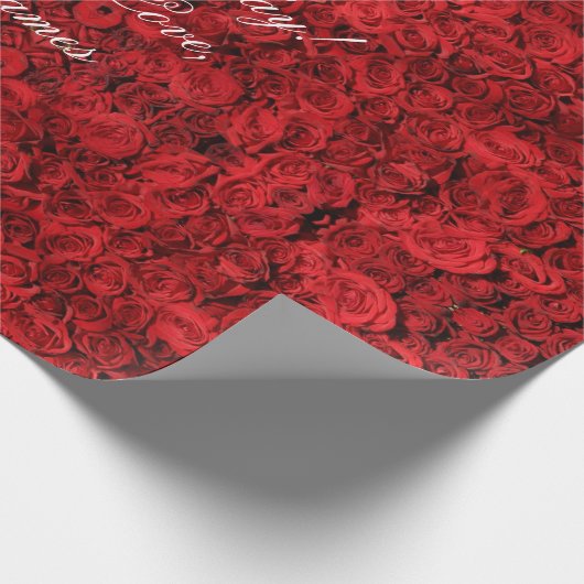 Rote Rosen Benutzerdefinierte Text glücklich Mutte Geschenkpapier (Ecke)