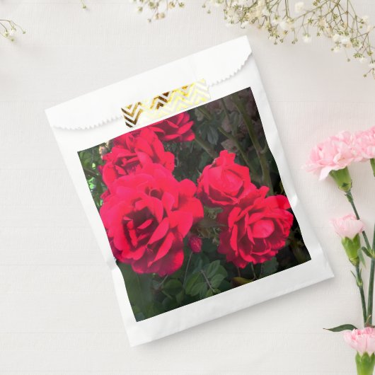 Rote Rosen blühen Geschenktütchen (Versiegelt)