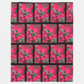ROTE ROSEN FLEECE BLANKET (Vorderseite)