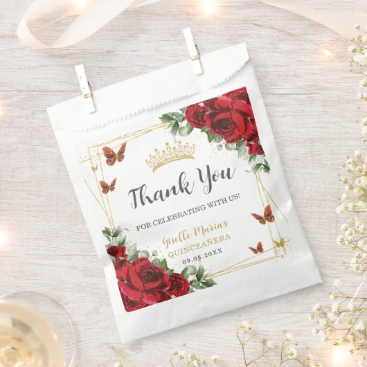 Rote Rosen Florale Schmetterlinge Quinceanera Swee Geschenktütchen (Ausgeschnitten)