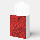 Rote Rosen für Gastgeschenk Geschenkschachtel (Geöffnet)