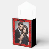 Rote Rosen für Gastgeschenk Geschenkschachtel (Geöffnet)