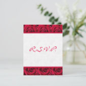 Rote Rosen Galore Reply Card-PER-FIT KEINEN PLATZ RSVP Karte (Stehend Vorderseite)