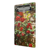 Rote Rosen gegen eine Steinmauer Mini Klemmbrett (Gewinkelt2)