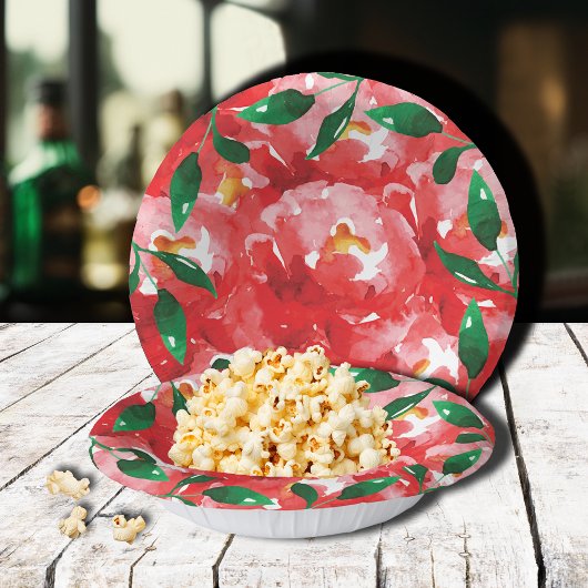 Rote Rosen Grüne Blumenpapierschüsseln Pappteller